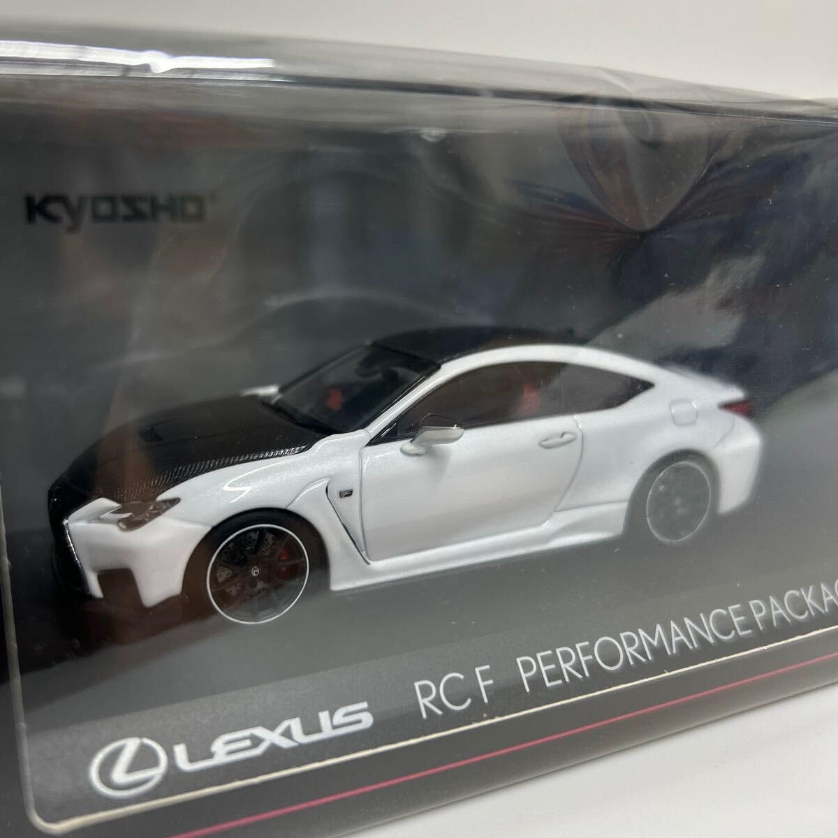 京商 Lexus RC F Performance Package ミニカー Amazon | レクサス RCF パフォーマンスパッケージ 京商製1/43