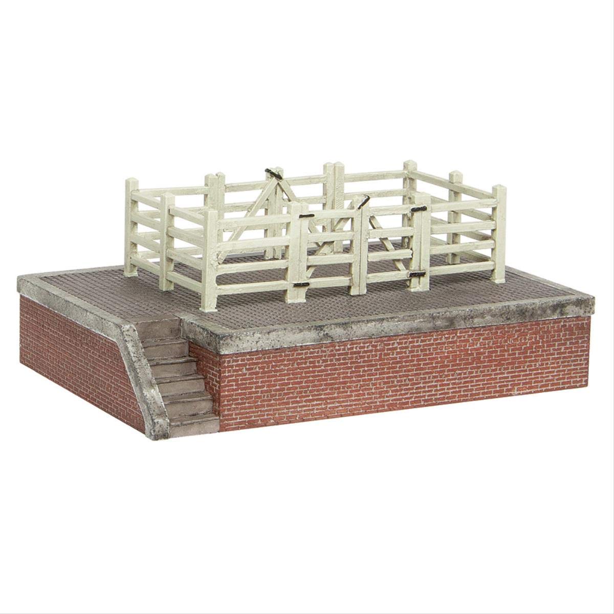 Bachmann 44-0128 Scenecraft Lucston Cattle Dock (Pre-Built)