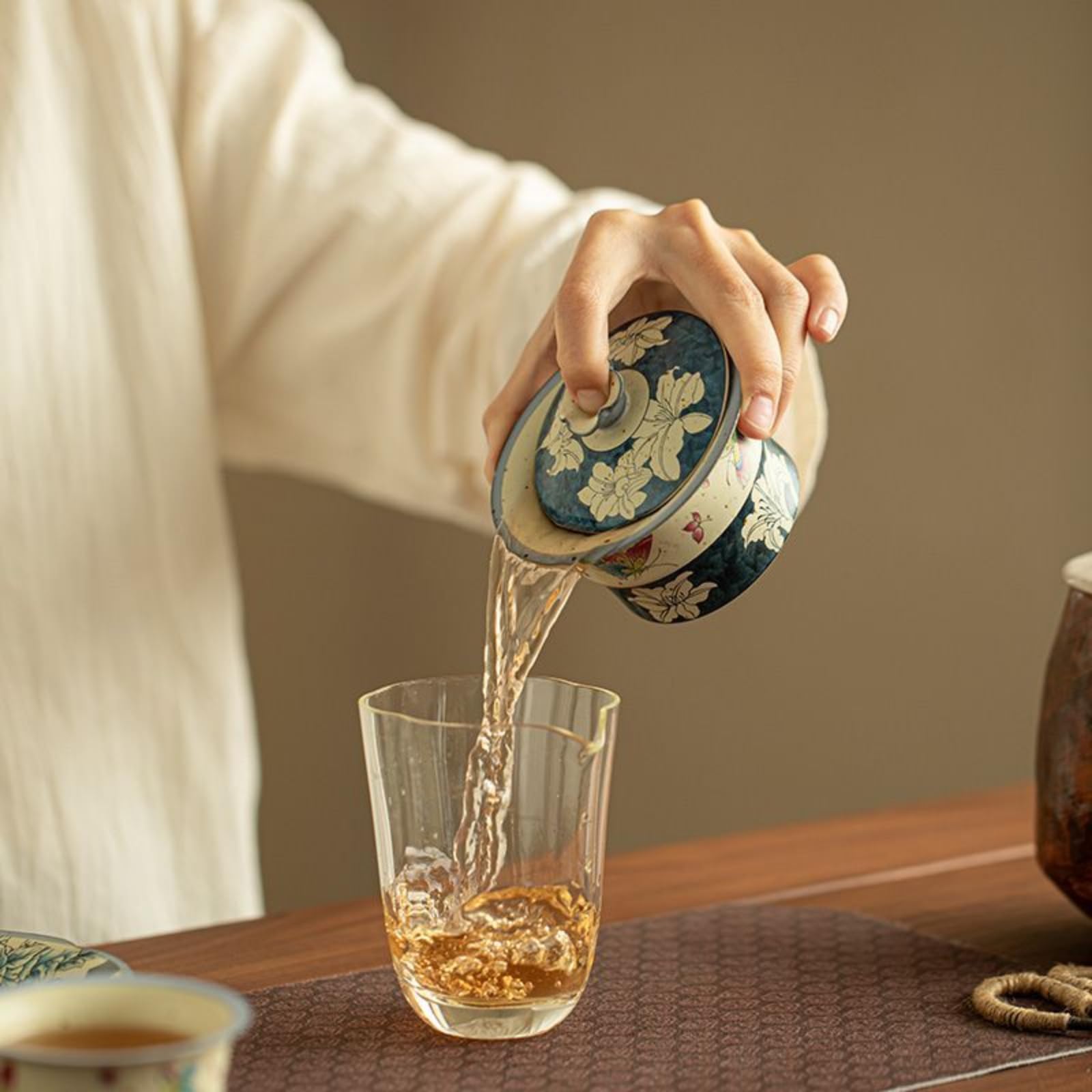 Ceramiczny Gaiwan, 150 ml, chiński styl ręcznie rysowany zestaw do herbaty Kung Fu domowa miska na herbatę
