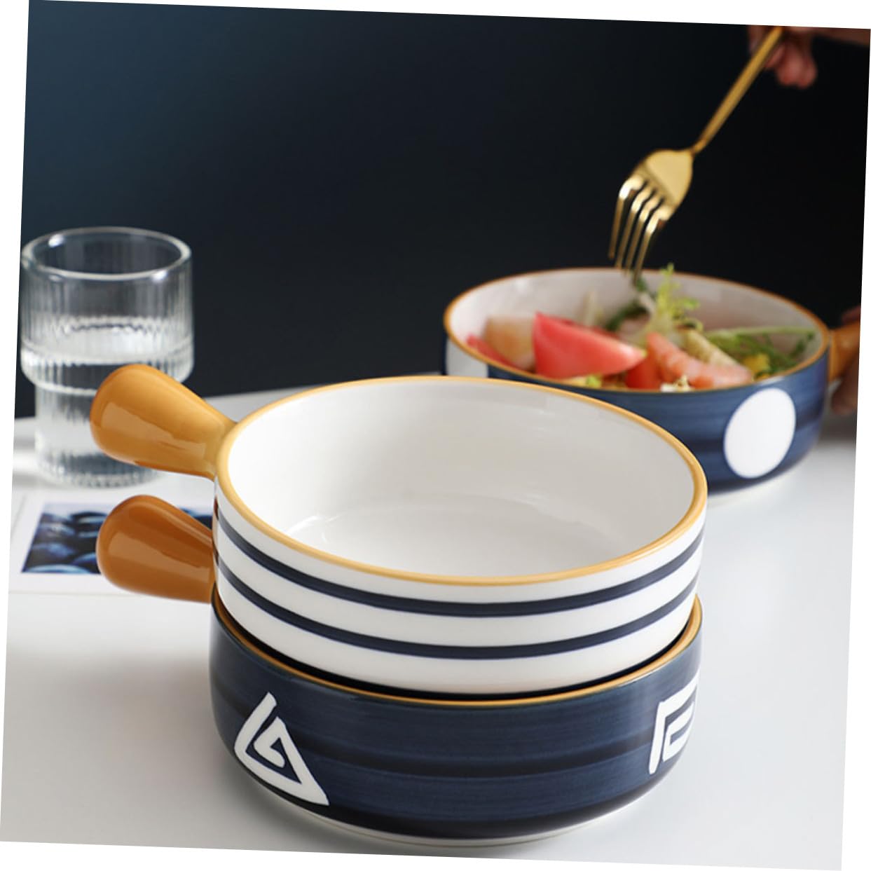 Cuenco con Superficie Lisa Rebabas con Asa de Cerámica Azul para Repostería y Ensaladas Adecuado para Uso Doméstico y Gastronómico