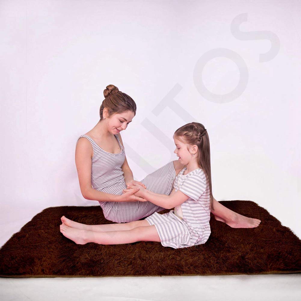 Tapis Fourrure synthétique, Tapis Chambre, Durable Antistatique, pour Chambre d'enfant, Chambre à Coucher, Salon, Marron, 40 x 70 cm