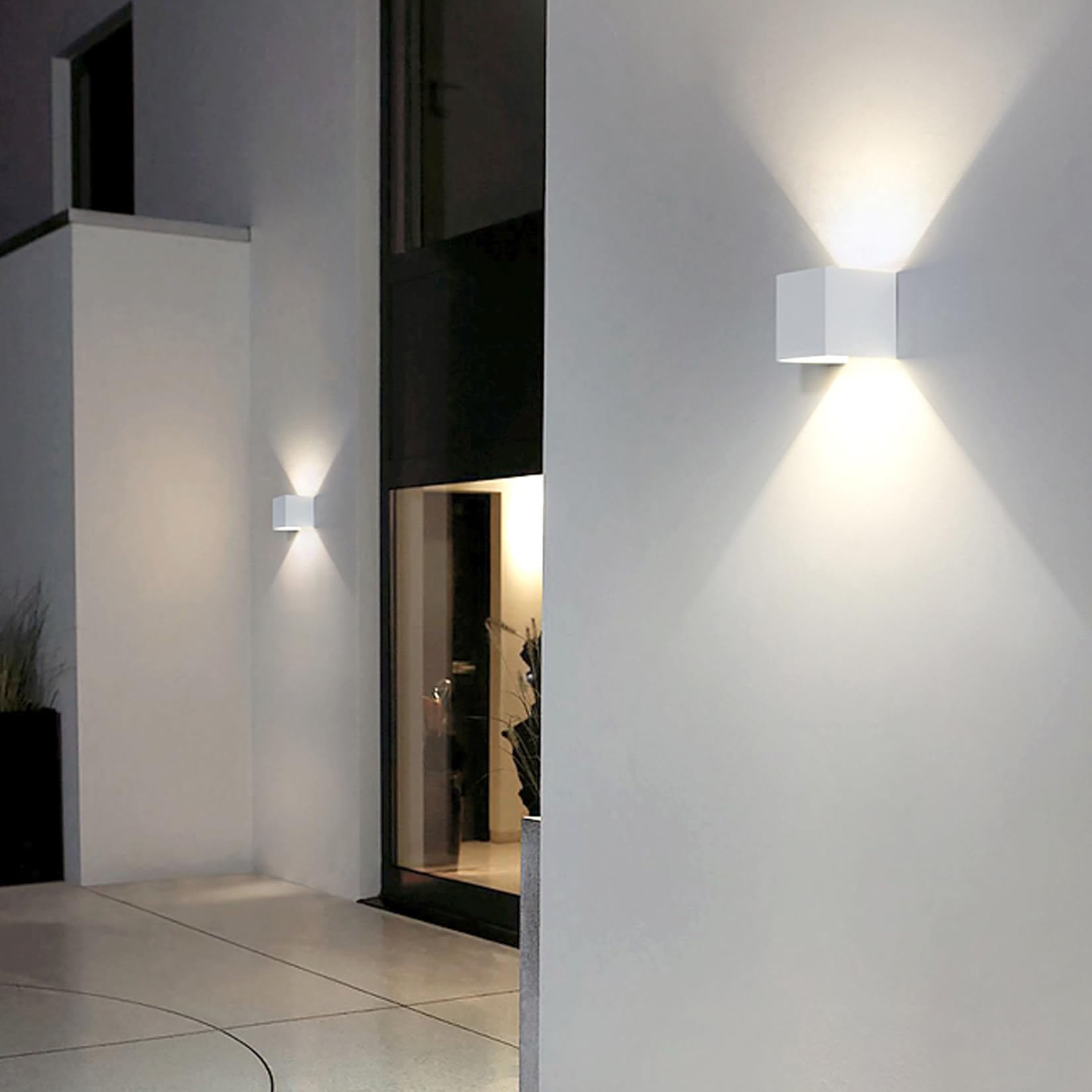 2 Pezzi Applique da Parete Esterno Interno LED Lampada Moderno Bianco 6W 4000K Luce Naturale IP65 Impermeabile Cubo Quadrata Alluminio su e Giù Regolabile Design Facile da Installare