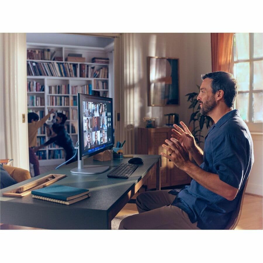 Image of HP EliteStudio 8 AiO G1i All-in-One Desktop Computer - Intel Core Ultra 5 235 - vPro Technology - 32 GB RAM - 512 GB SSD - 23.8 inch Full HD - Pike Silver - Intel Q870 Chip - 1920 x 1080 - Windows 11 Pro