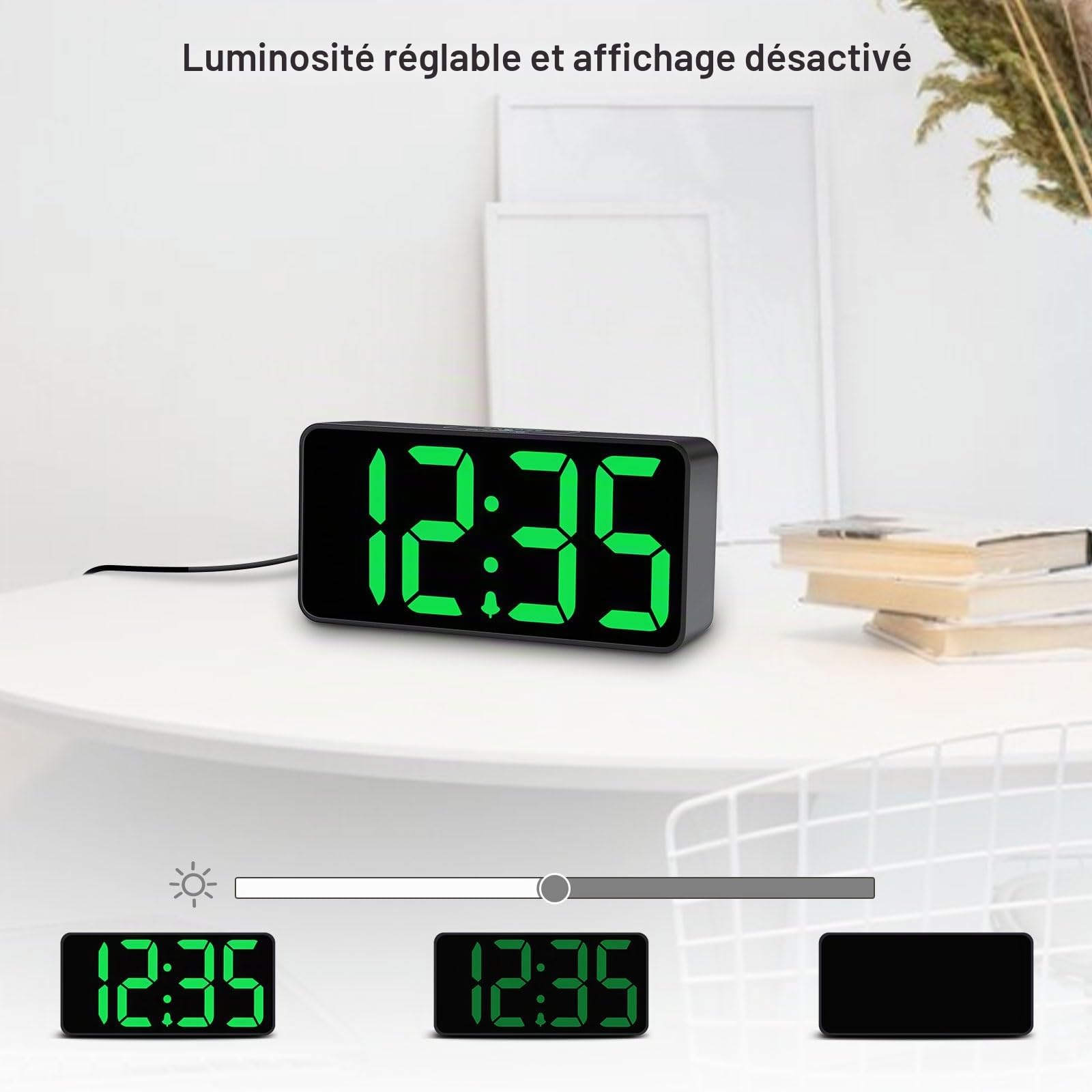 DreamSky Petit réveil numérique pour chambre à coucher, grand écran à grands chiffres avec variateur de luminosité, horloge de chevet électrique avec port de charge USB, volume d'alarme réglable