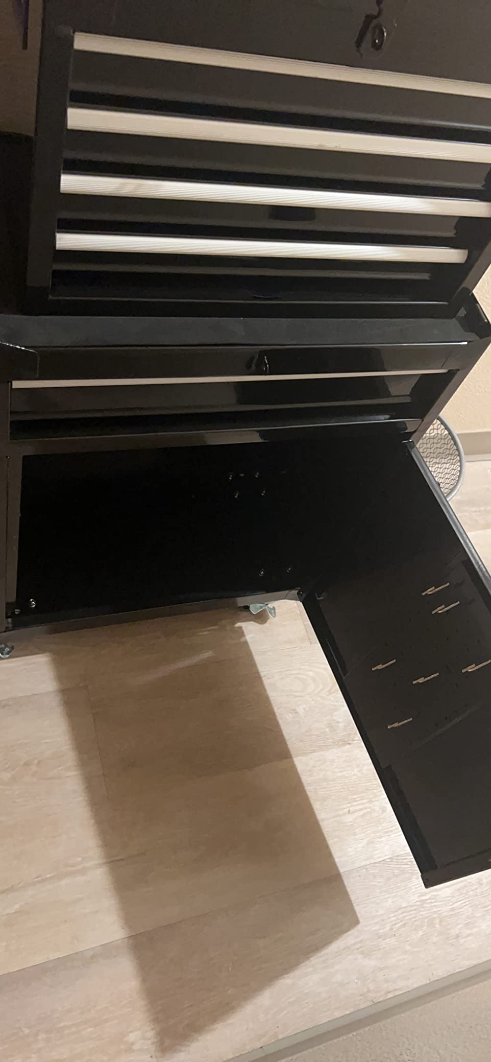 27/mo Finance BIG RED ATBT1204RRB Torin Rolling Garage