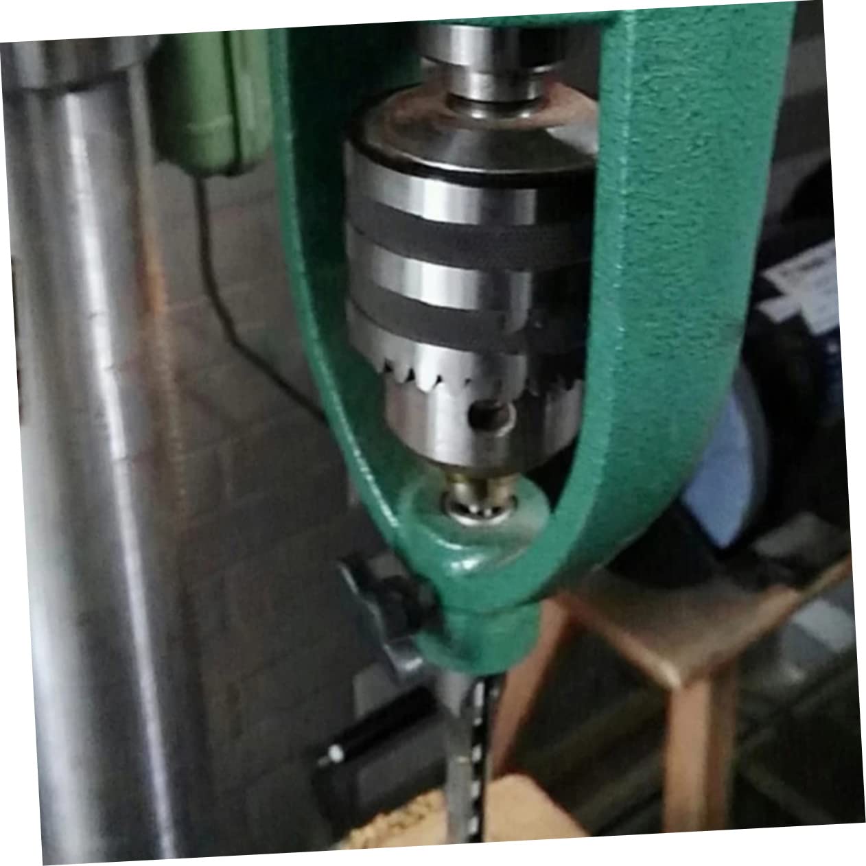 Convertidor de Embutir para Taladro de Banco Casquillo 65-60 de Hierro | Accesorio de Conversión de Espiga Cuadrada, Modelo Reductor 65-60, Instalación Sencilla, Resistente a Deformación