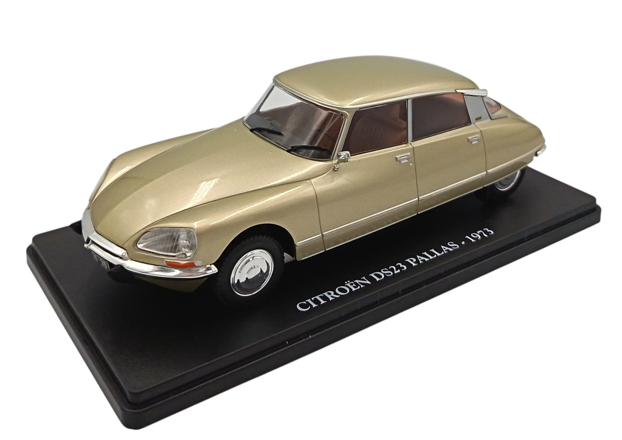 OPO 10 Voiture Miniature de Collection 1/24 Compatible avec CITROËN DS23 Pallas (1973) - VC059