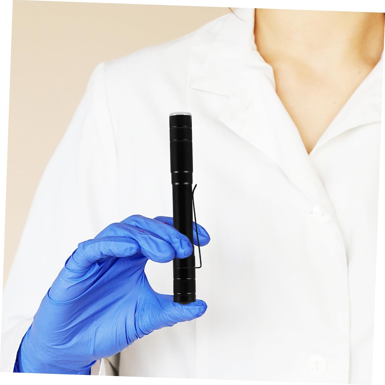 VOSAREA Reusable Pen Light Handheld Dual Source Nursing Pen with Clip for Convenient One Handed Use for Doctors and Nurses High Brightness for Enhanced Visibility