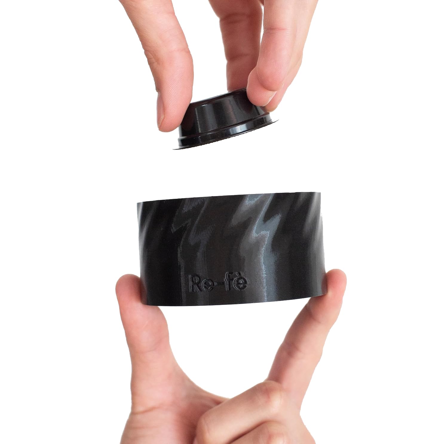 Re-fè TWIST Apricapsule Per Capsule Lavazza A Modo Mio e Compatibili In Plastica | Ricicla Capsule Caffè | Ecologico Separatore Capsule Esauste Design Italiano