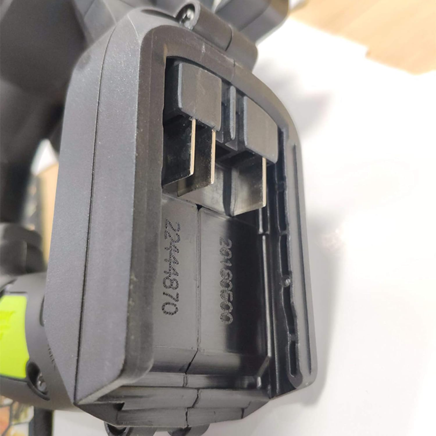 Cordless Leaf Blower ??Lithium-ion Powered Lightweight, Compact 2 in 1 Sweeper & Vacuum for Clearing Dust, Leaf and Snow, Car Vacuum, Patio/Deck/Garden Cleaning, Garage Dusting (D) (B)