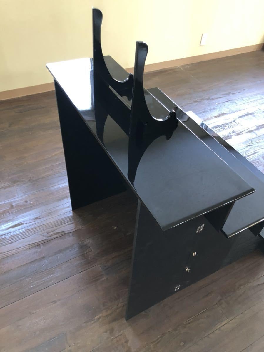 Amazon.co.jp: 黒塗三尺三段写真立付 1台 : ホーム＆キッチン