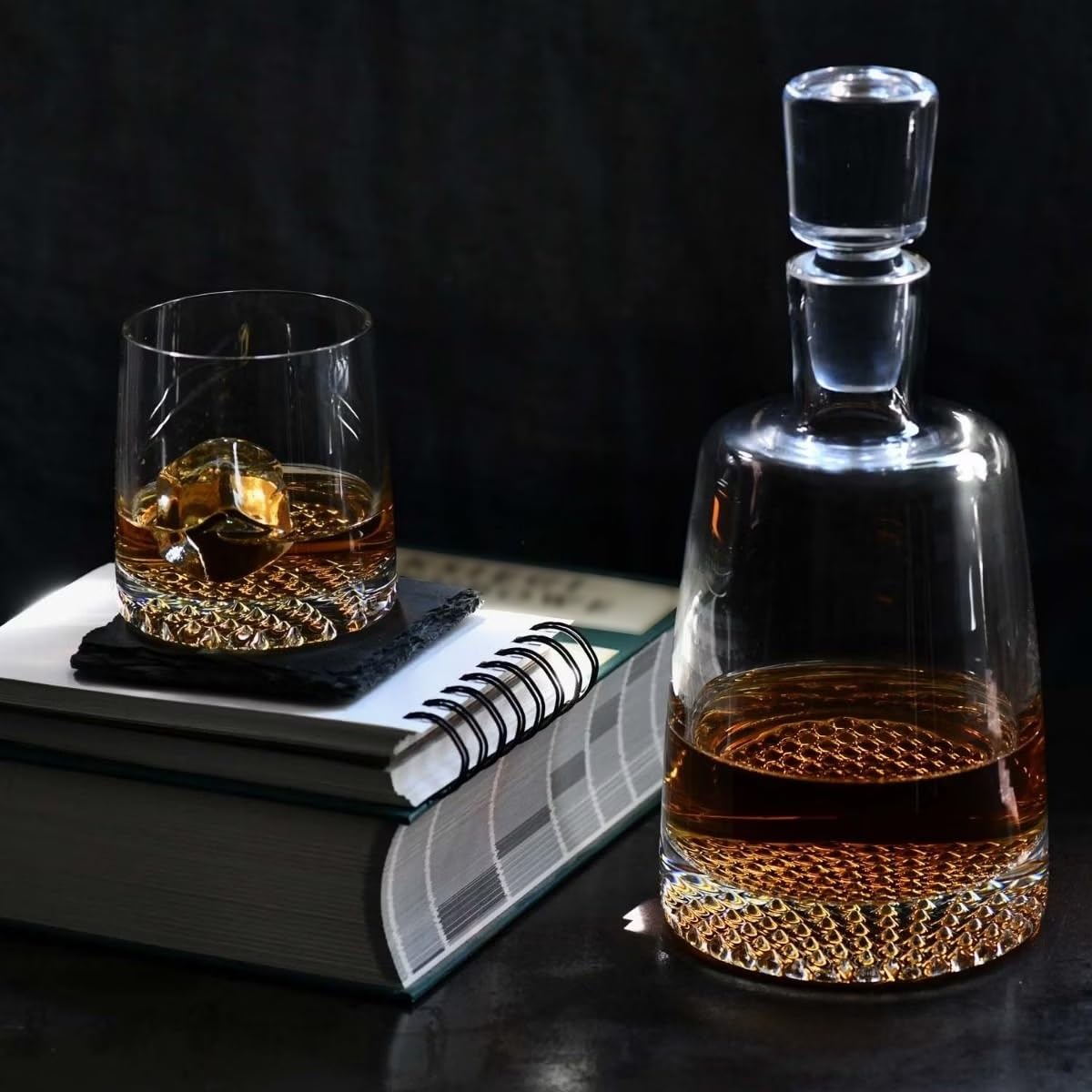 Whisky Set Dekanter 950 ml + 6 Stück Whiskygläser 300 ml - Whiskey Karaffe - Geschenk für Mann - Glaeser Geschenkset - Glaskaraffe Alkohol