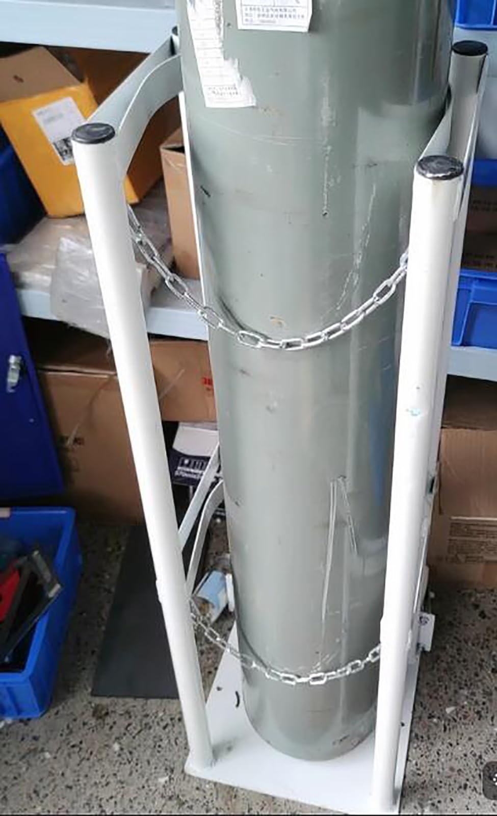 Genérico Soporte portátil con Ruedas para bombonas de Gas: Soporte Ajustable para Tanques de oxígeno Que facilita el Transporte, el Almacenamiento Seguro y Mejora la Movilidad. Ideal para el hogar, e