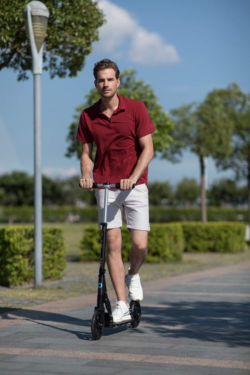Micro | Trottinette Suspension | Adulte/Ados | Guidon Ajustable | Grandes Roues | Pliable | 14+ Ans