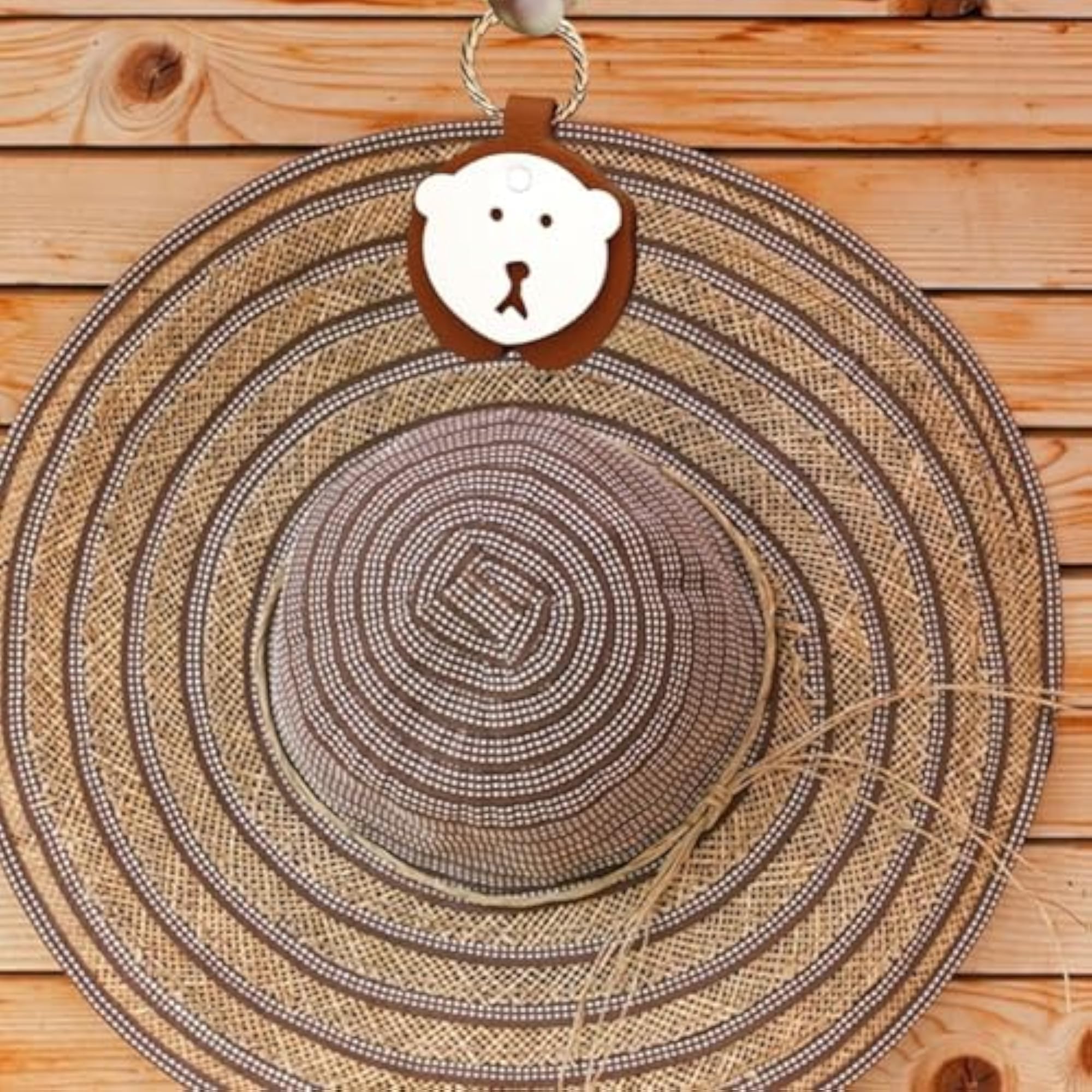 Magnetic Hat Clip for Travel, Outdoor Hat Holder Clip for Bears