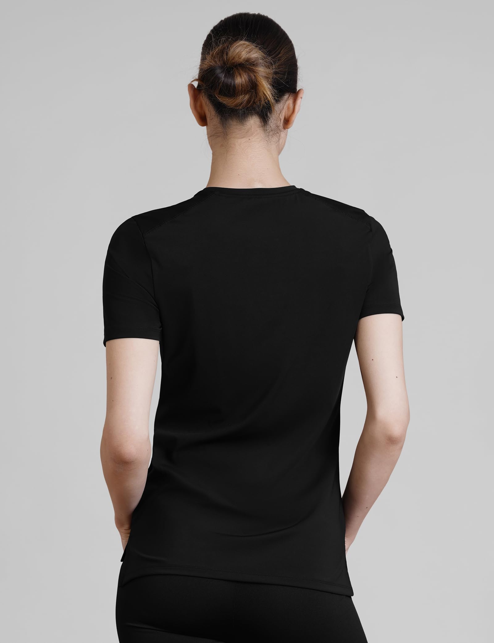 Camiseta deportiva para mujer de corte ajustado que absorbe la humedad, ligera, para gimnasio, yoga y correr, transpirable, dobladillo con abertura lateral, cómoda ropa de entrenamiento para