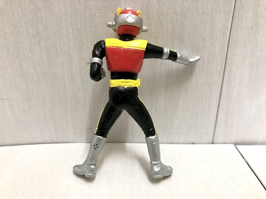Amazon.co.jp: 全5種 HG 東映ヒーロー列伝 ガシャポン 人造人間