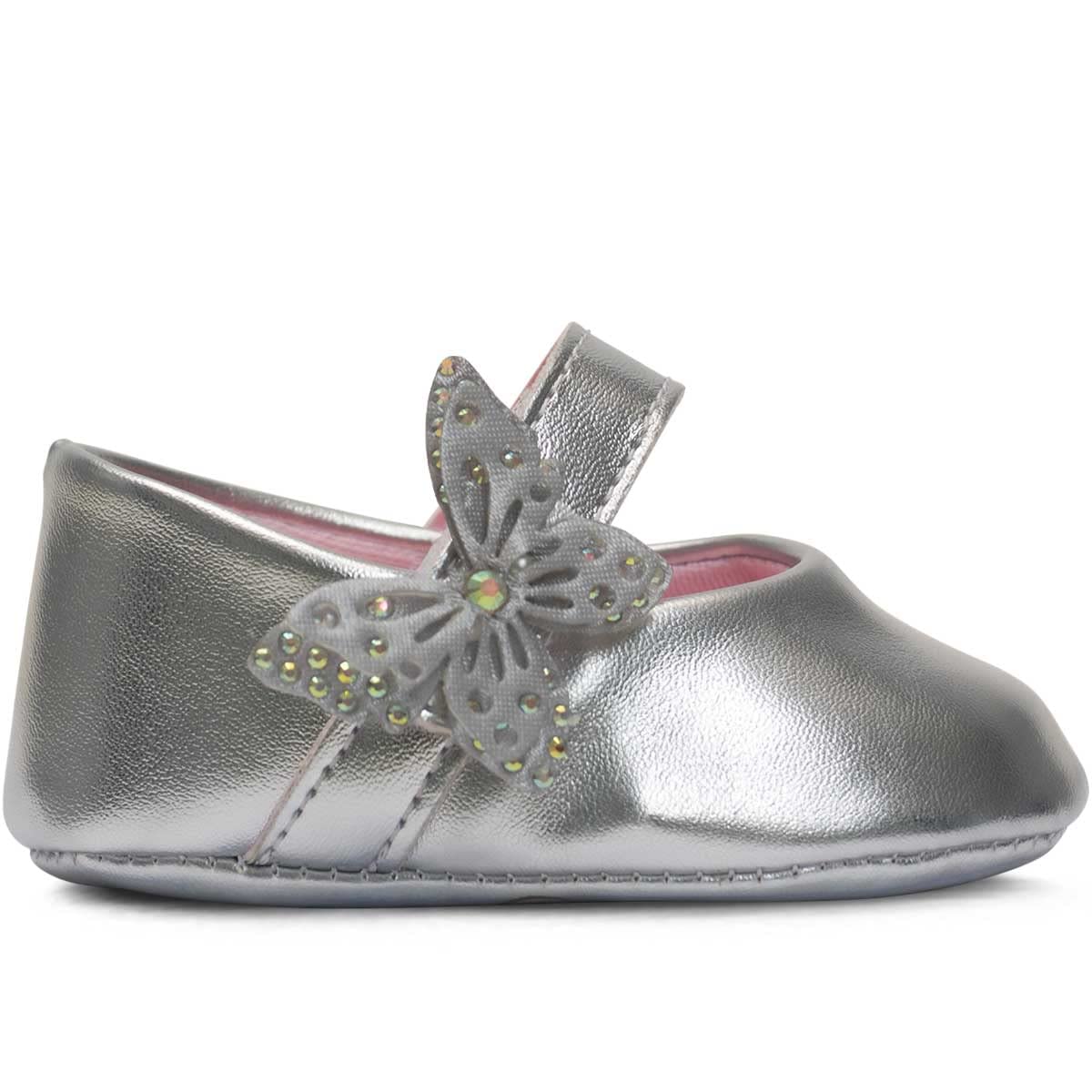 Sapato Bebê Infantil Menina Nº 13 Ao 18 Festa Batizado 01.32 em promoção! Veja a oferta e mais achadinhos de Sapatos Infantis 7 Hoje é o melhor dia para comprar Sapato Bebê Infantil Menina Nº 13 Ao 18 Festa Batizado 01.32 com aquele preço maroto! Promoção! Aproveite a oferta! 7