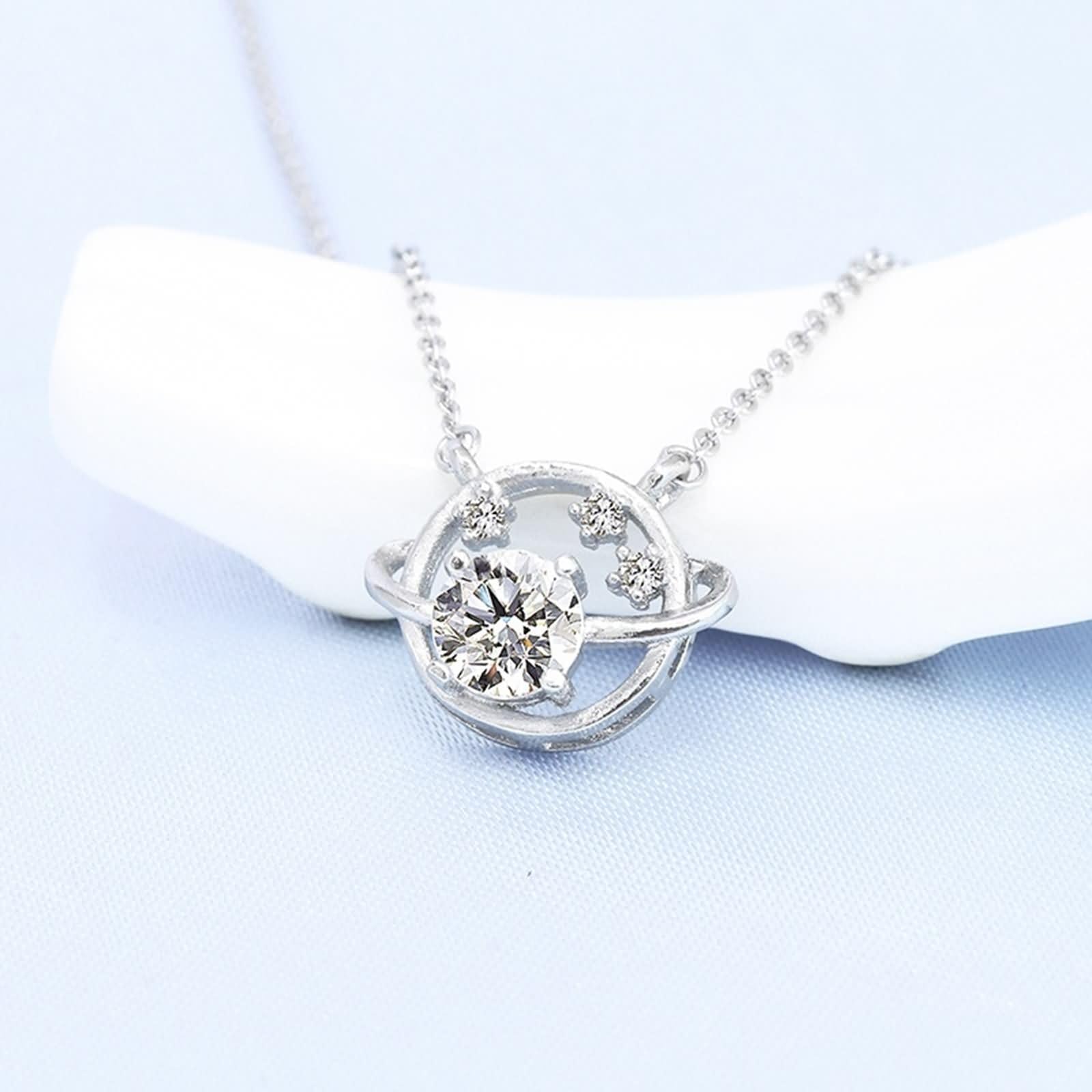 Colgante Collar Oro Blanco Mujer 9K / 14K / 18K, Planeta y Estrella con Diamante Creado y Moissanita, Colgante de Plata de Mujer