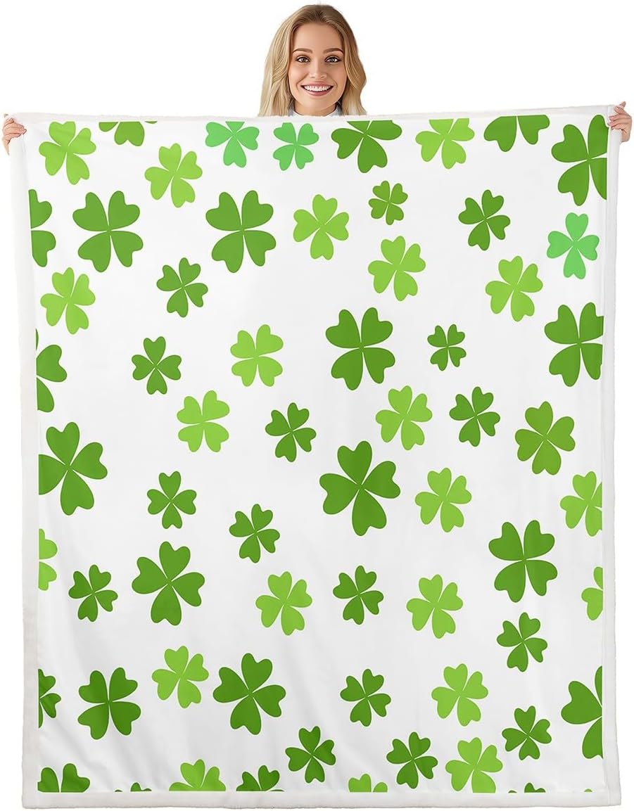 Feelyou Wolf Sherpa Blanket Queen 90"x90" Mountain Moon Wolves Fleece Throw Blanket for Bed Sofa Couch Wild Animals Plush Blanket Fantasy Wildlife Print Fuzzy Blanket