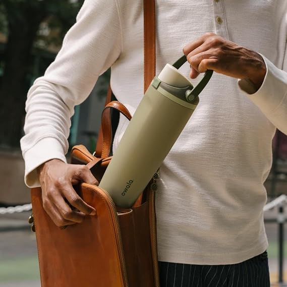 Owala FreeSip Sway Insulated Stainless Steel Water Bottle with Two-Way Spout, Built-in Straw and Bucket Handle, Made for Travel, School, and Sports, 890ml, BPA Free, Leak Proof, Off Road