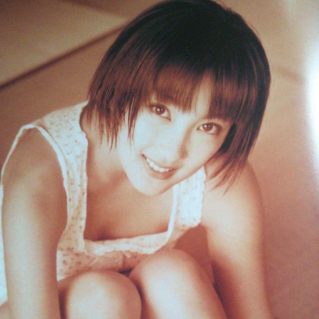 Amazon.co.jp: Mariya[2] 山田まりや写真集 : おもちゃ