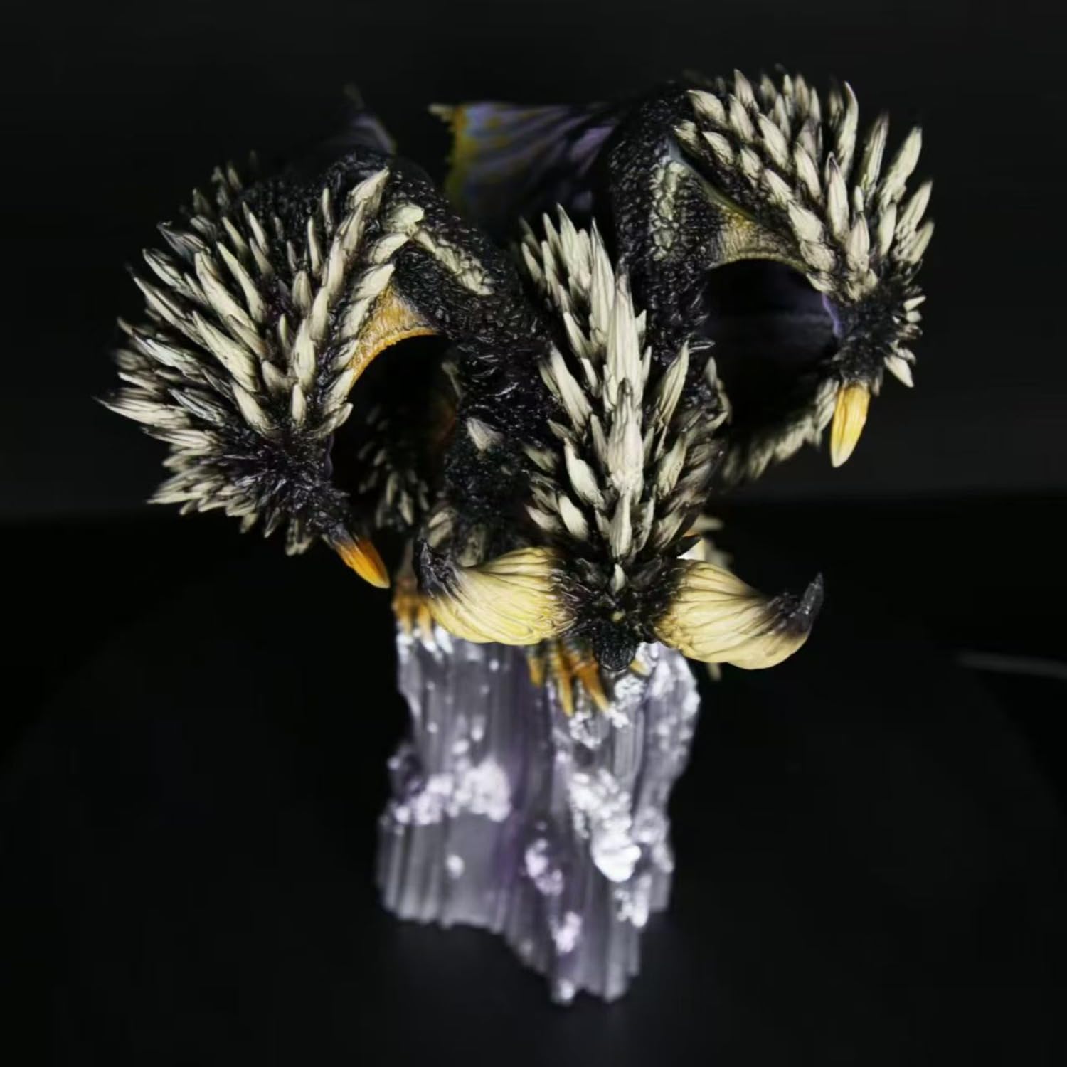 Monster Hunter Figur Nergigante Drache Anime PVC Statue Sammlermodell Statue 31CM