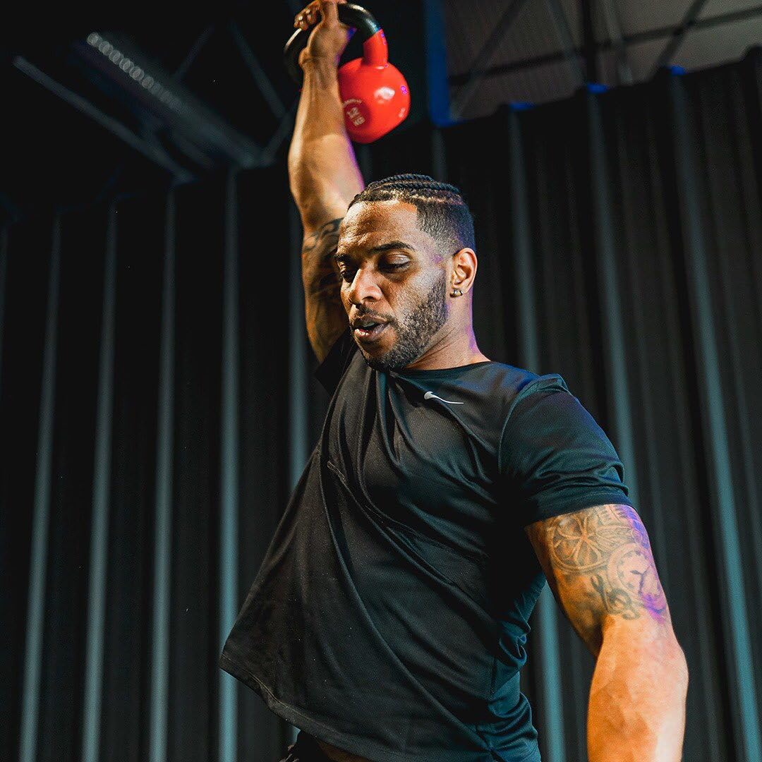 Kettlebell Vinilo BOOMFIT 4–30 kg – Pesa Rusa para entrenamiento funcional y fuerza total – Ideal para cross training en casa y gimnasio