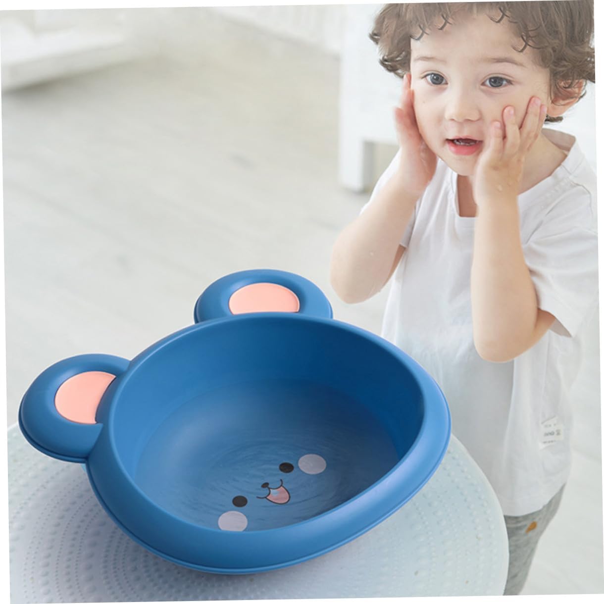 HEMOTON Portable Wash Basin Lightweight Basin for Boys and Girls Adorable Design for Face Washing Easy to Clean Capacity for Home Use Blue