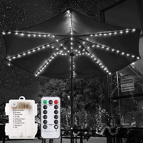 Lumières de Parasol Guirlande Lumineuse,KINGCOO Etanche 104LED Lampes pour Parasol de patio à piles Avec Télécommande 8 Modes Lumières pour Extérieure...