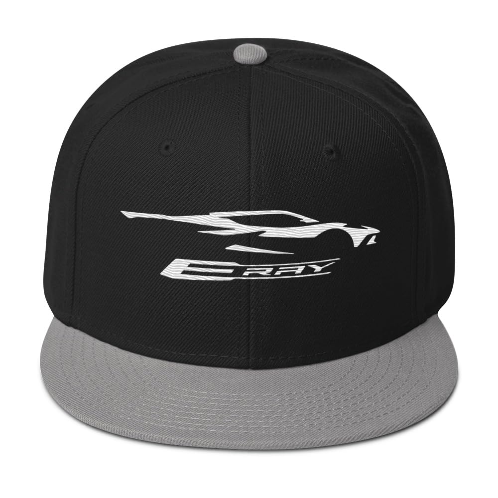 Samochód sportowy C8 E-Ray sylwetka czapka snapback