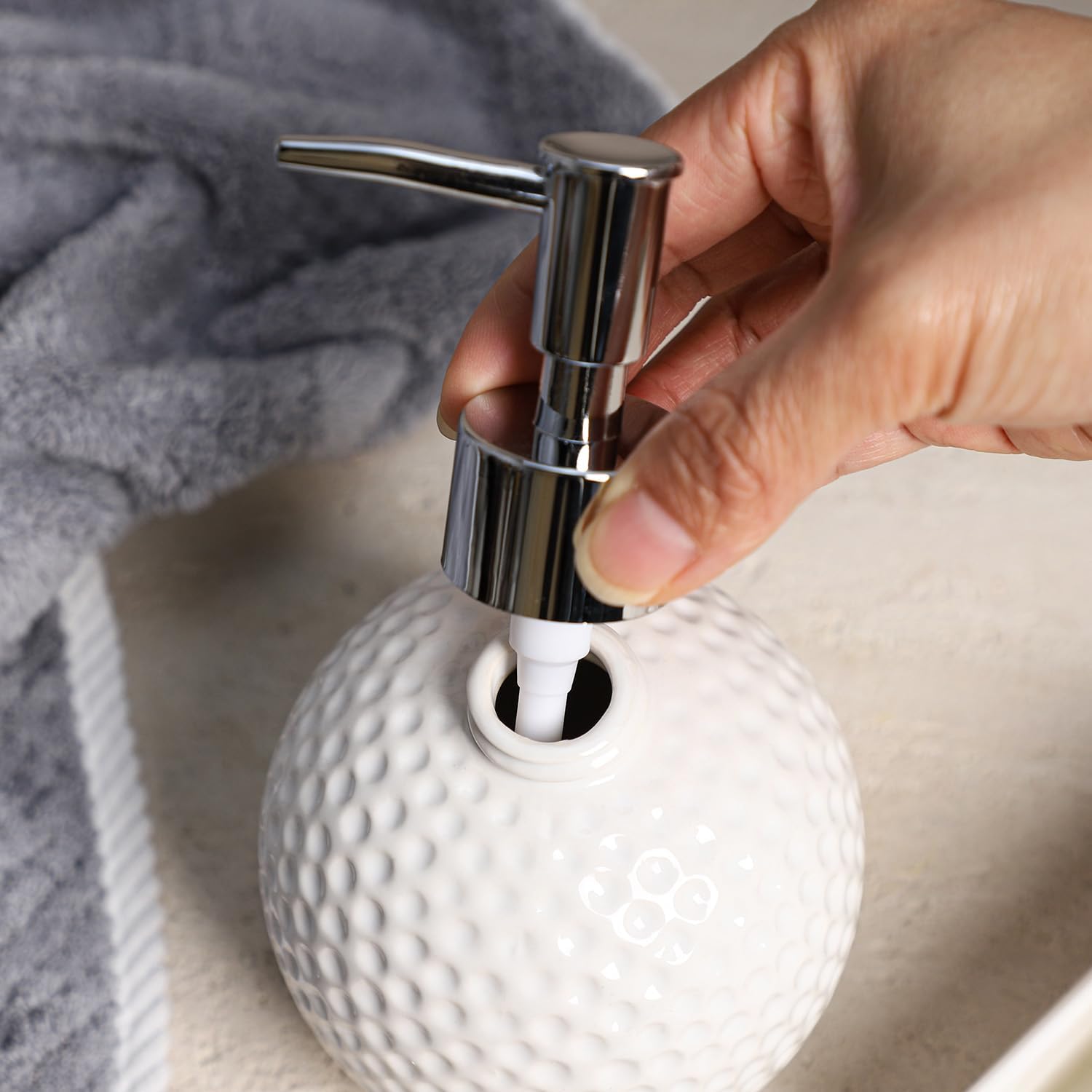 Soap Dispenser Golf Ball Lotion Bottle Ceramic Liquid Dispenser Bathroom Decor
