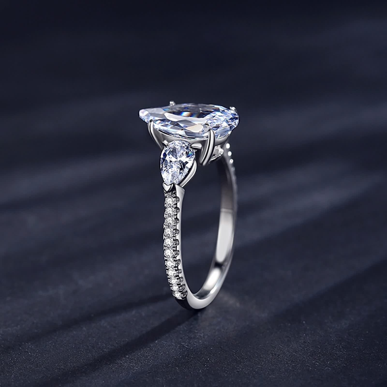 Bague en Argent 925, Bague Vintage Femme Grosse Pierre Précieuse en Forme De Goutte Zircone Cubique Forme De Poire Argent