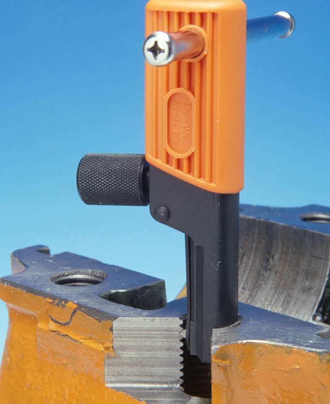 UTR KC2 - External & Internal Adjustable Restorers – Universal Thread Repair Tool Kit. Easily Replaces Hundreds of Taps and Dies. All In One Patented Solution.