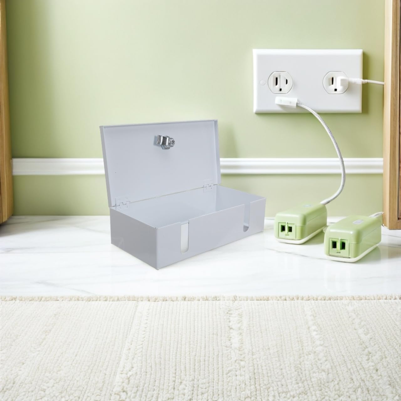 Caja de tapa de enchufe con cerradura para tomas eléctricas, protector de enchufe resistente a la intemperie con bloqueo seguro para uso en interiores y exteriores, fácil instalación a