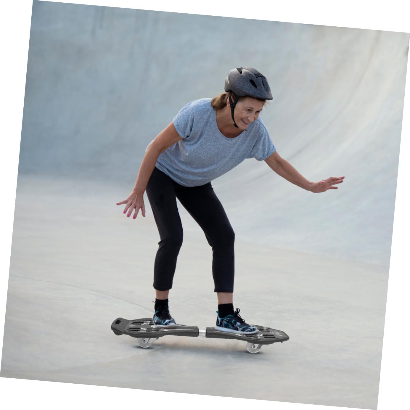 Milisten Glitter Roller Skateboard Boys and Girls Plaything Meaningful Design Two Wheel Boards for Outdoor Activities
