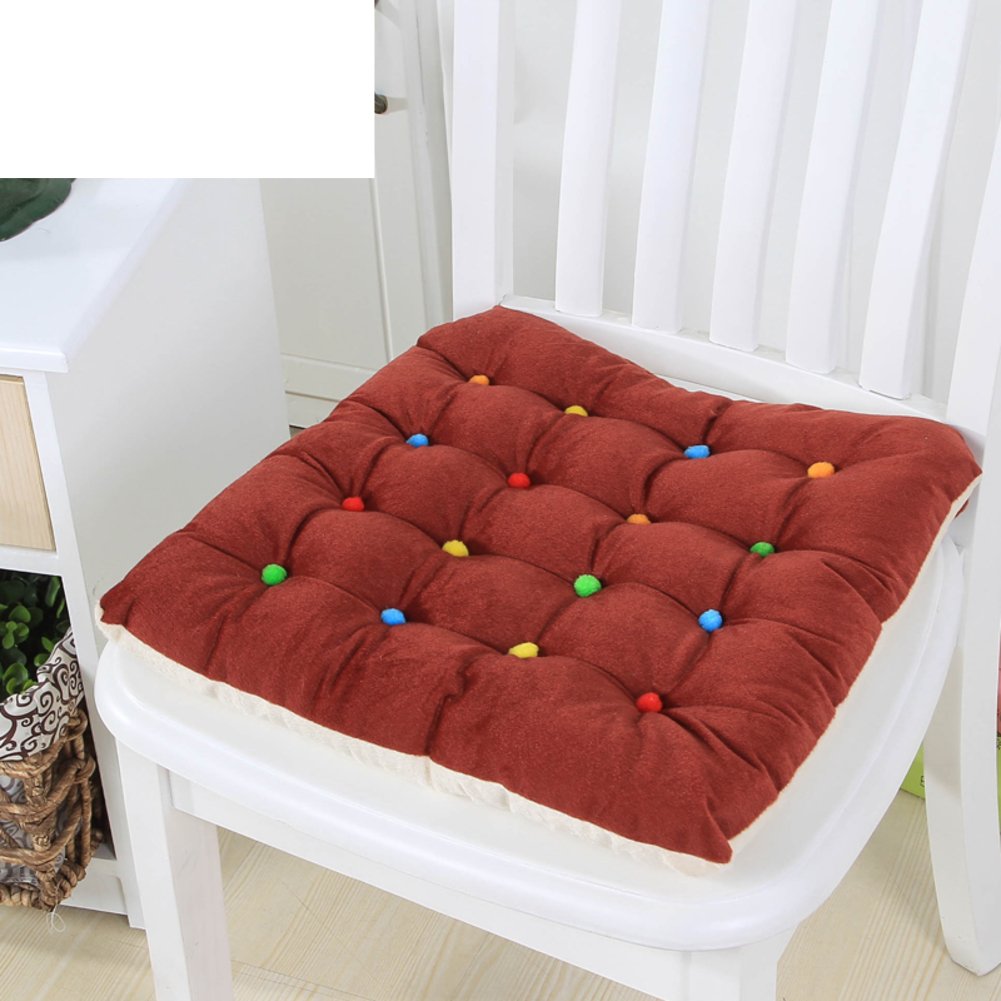 Siège-auto inconfortable ? Solution avec ce coussin capitonné 40x40cm