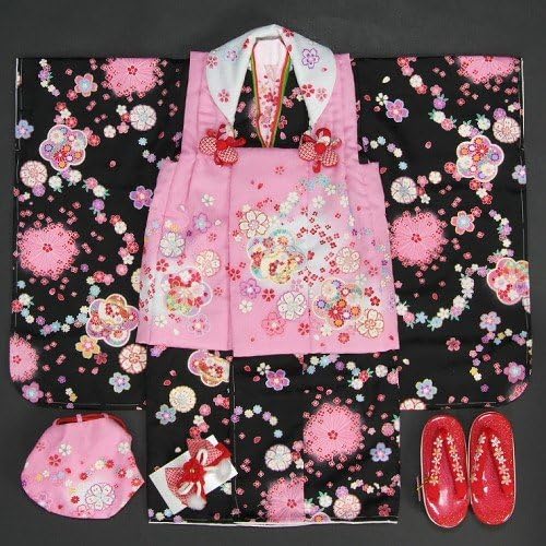 Amazon Co Jp 七五三 着物 3歳 女の子被布セット 花うさぎ 黒色 被布ピンクぼかし 二段重ね衿 刺繍半衿に足袋付きフルセット 服 ファッション小物