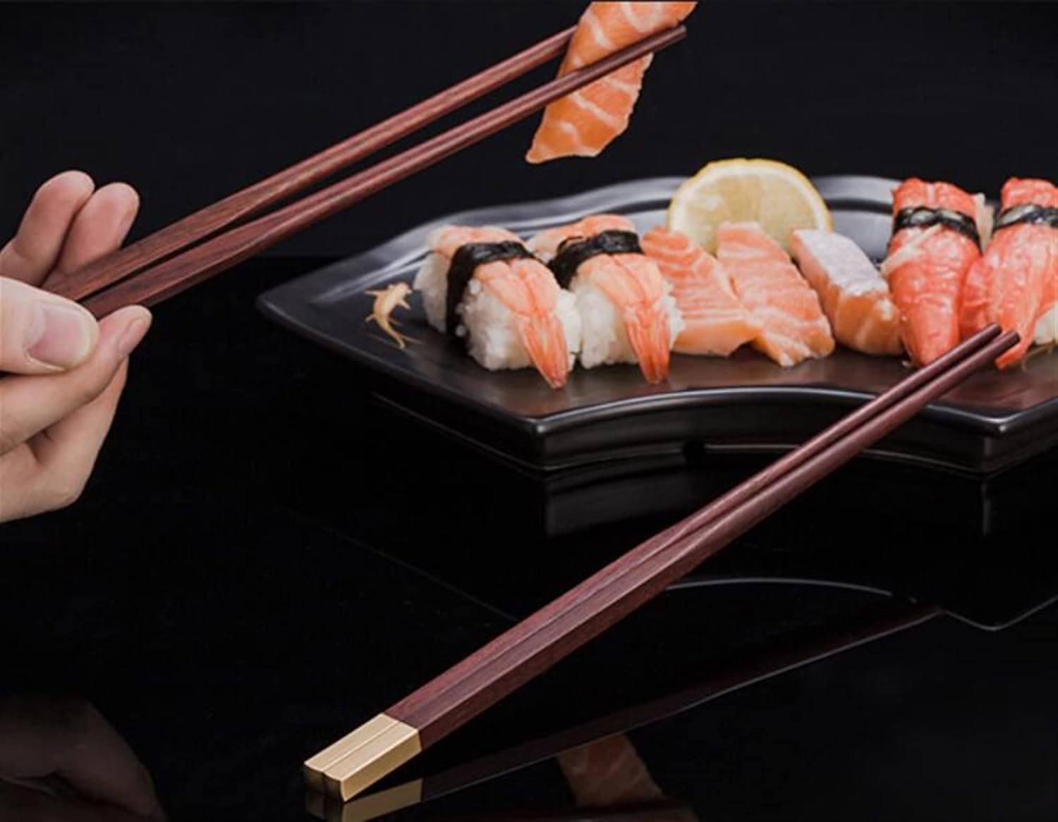 Coffret Cadeau De 5 Baguettes Et Repose-Baguettes, Baguettes en Bois Réutilisables Et Légères pour Ramen, Gold