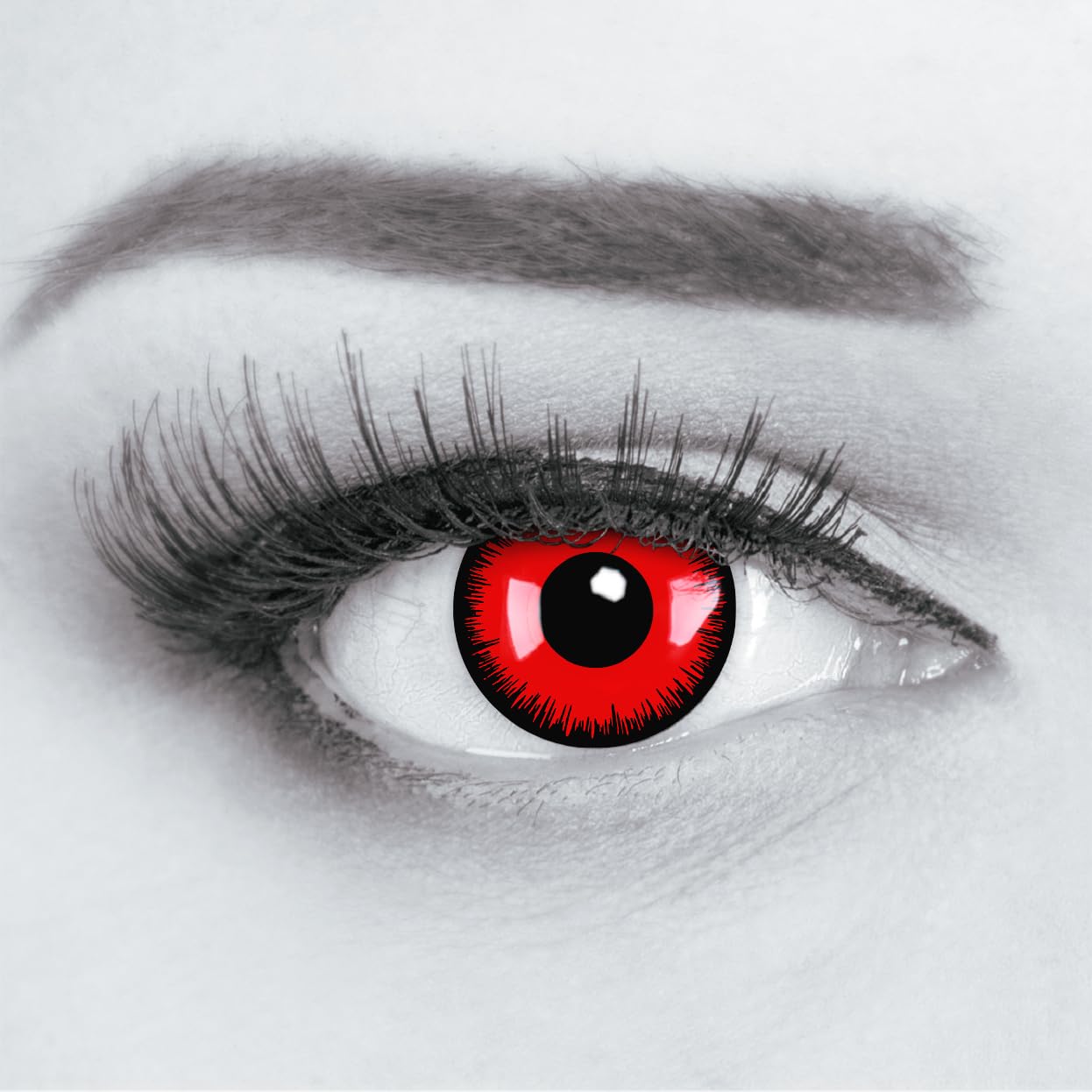 Lentillas de color rojo negro Red Lunatic 1 par. Cómodas y perfectas para carnaval de Halloween, cosplay de anime, blandas, sin dioptrías + recipiente de lentillas, sin graduación