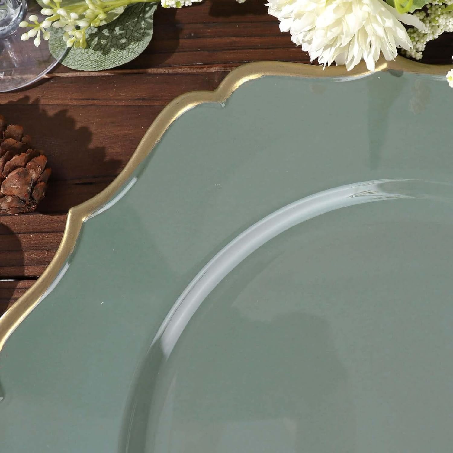 Efavormart 6 Pack | Round 13" Olive Green Gold Scallop Rim Plastic Charger Plates