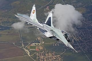 Posterazzi A Bulgarian Air Force MiG-29 in flight over Bulgaria Poster Print, (17 x 11)