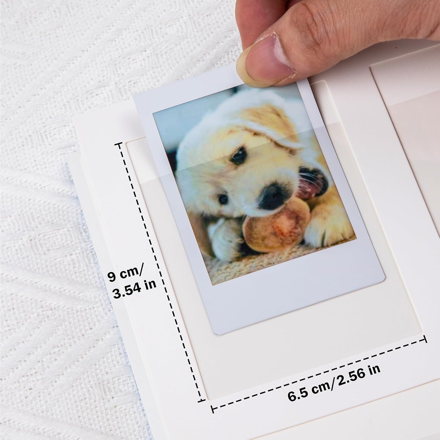 Ruibytree Álbum de Fotos 128 Bolsillos para Instax Mini y Polaroid, Blanco | Espacio para Escribir, Cubierta Rígida de PU, Páginas de Alto Gramaje, Ventana Frontal, Carga Superior, Libro de Recuerdos