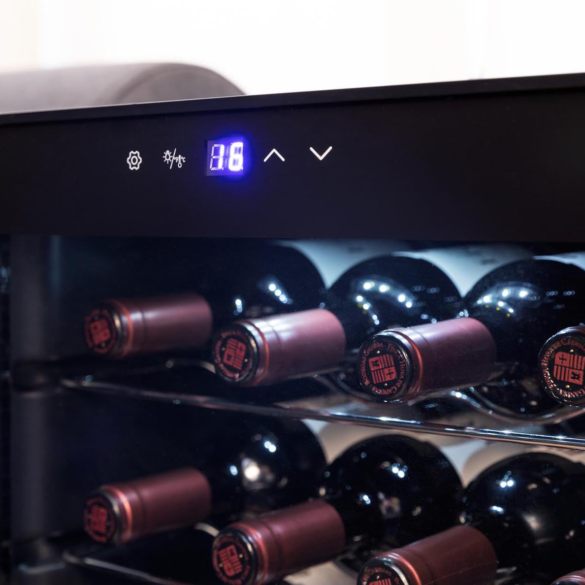 Cecotec Cave à vin Bolero GrandSommelier 2450 Black Compressor, 24 bouteilles, température réglable 5-18°C, panneau tactile
