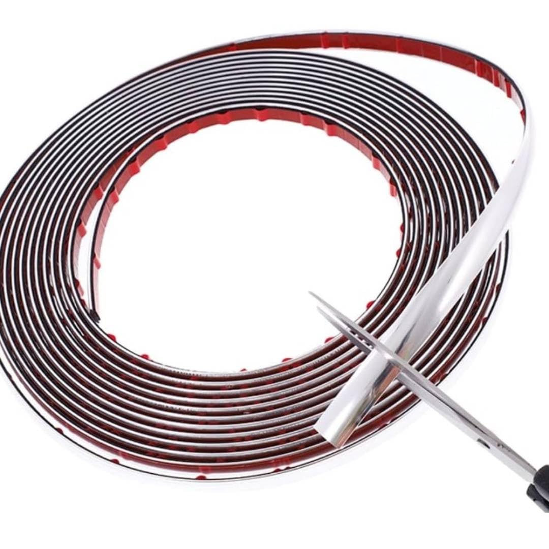 Striscia Modanatura Auto Adesiva Effetto Cromato – Universale, 7mm X 3m, Per Esterni E Interni