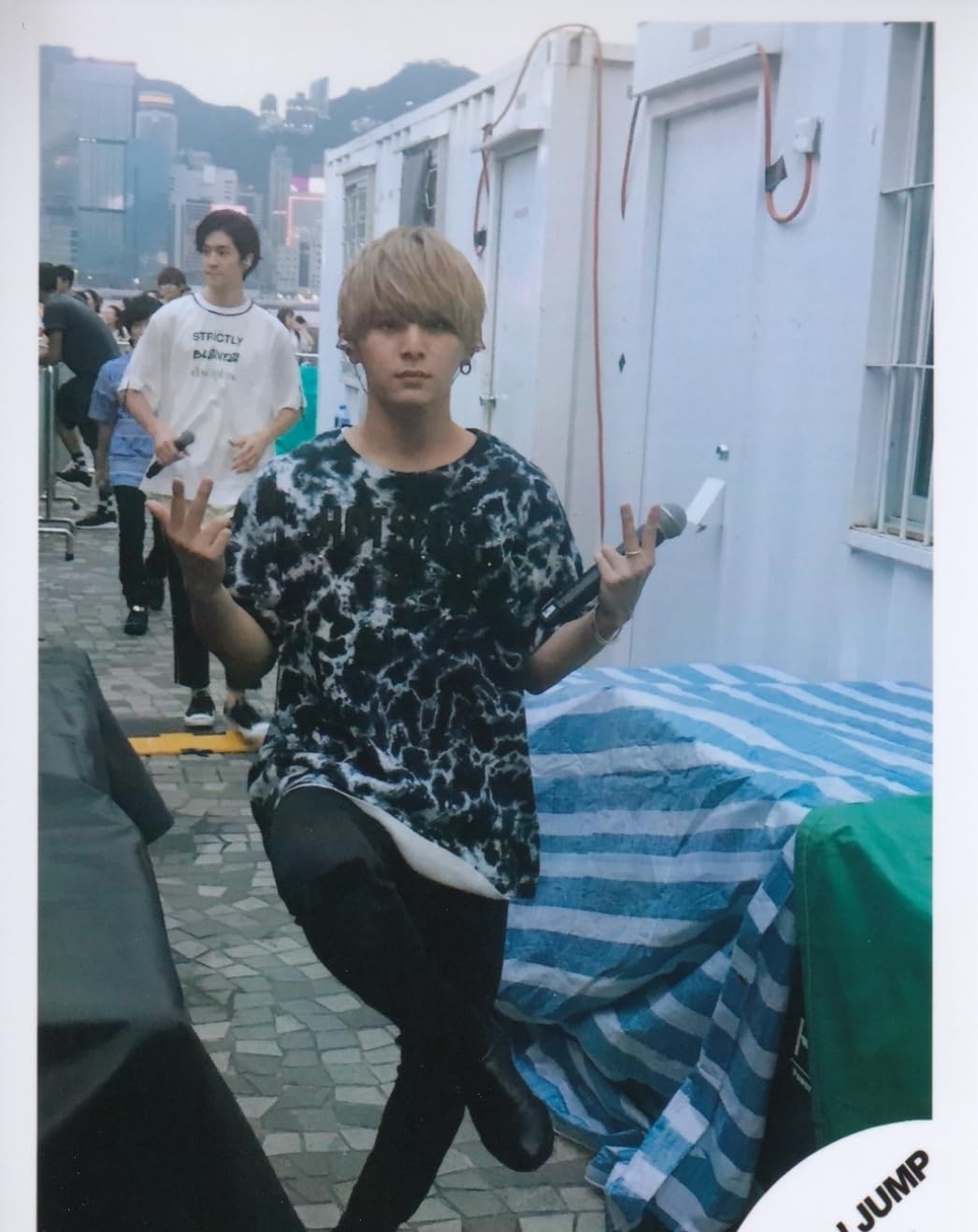 Amazon.co.jp: Hey! Say! JUMP 公式生写真（山田涼介）HY00194 : おもちゃ