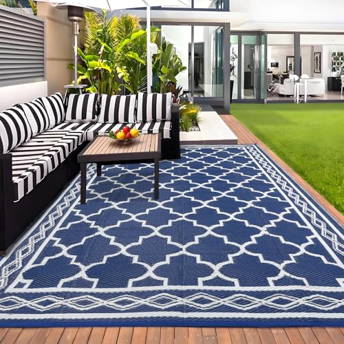 Waterproof 5x8 Outdoor Straw Rug, Navy/White Geometric