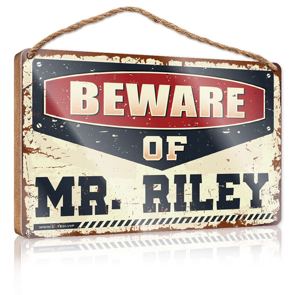 FZFN Spring Porch Sign Beware Of Mr. Riley Wooden Sign Restroom Decor Welcome Sign For Front Porch Standi(23X35CM)