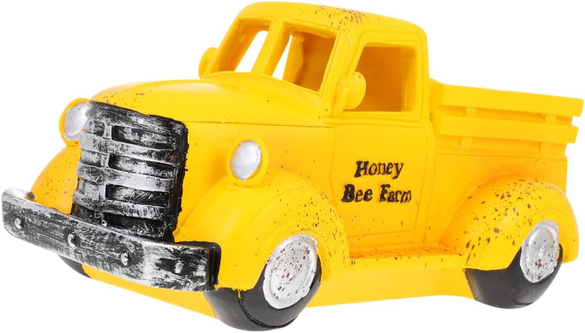 Holibanna Vintage Resin Truck Figurine Desktop Decor Artistic Collectible Vehicle for Living and Office Decoration