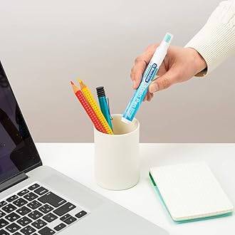 Dr. Beckmann Instant Stain Remover Pen, Quick & Easy Spot Cleaner for Clothes, Portable Travel Size, Works on Food, Drink & Makeup Stains, 9ml